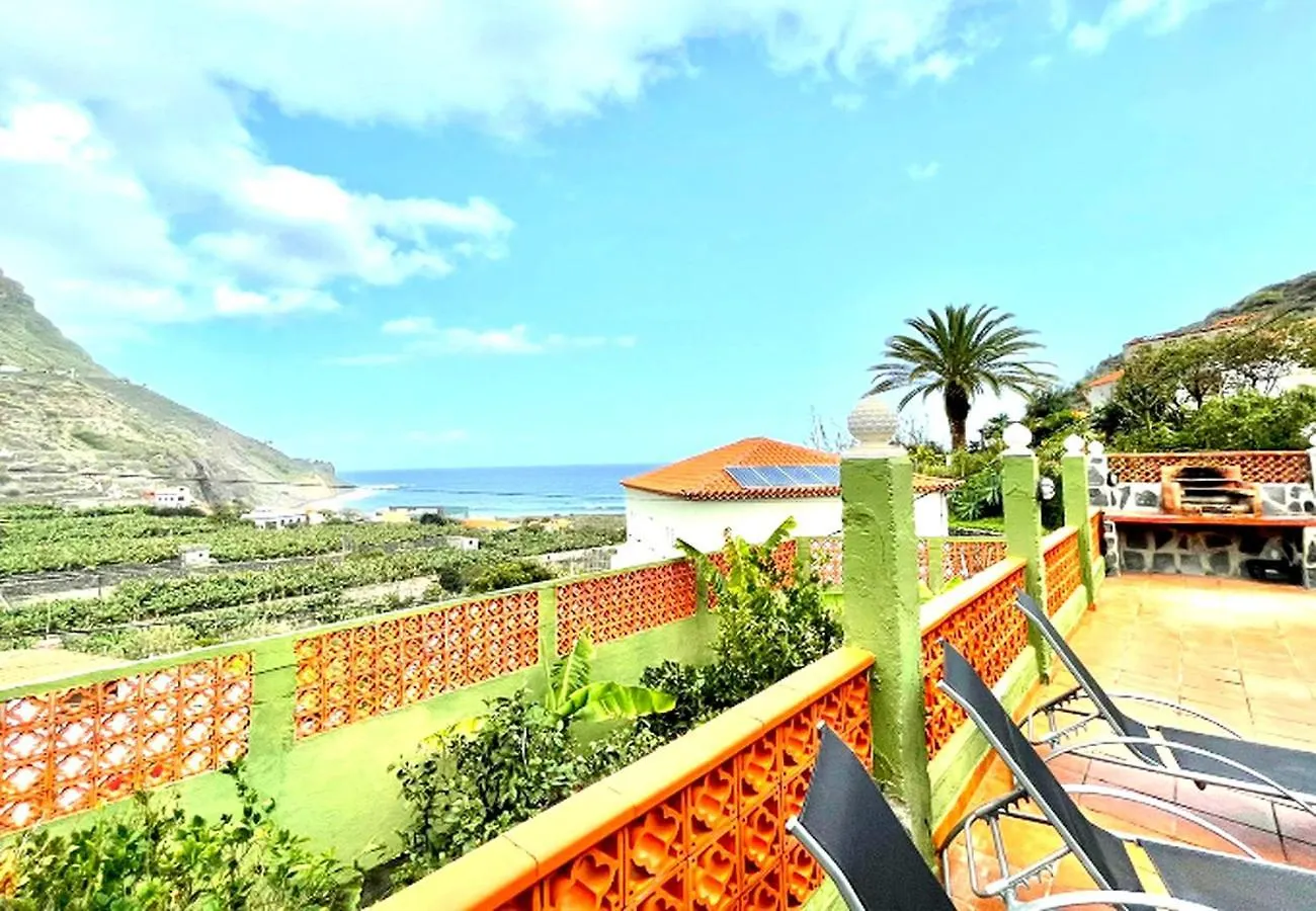 Asombrosas Vistas Al Mar En Esta Casa Rural Con Amplia Terraza Wifi Hermigua